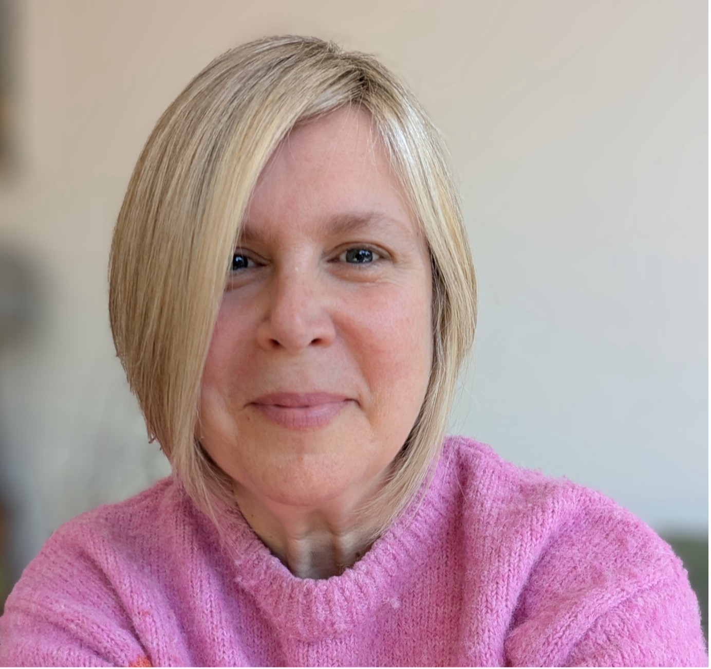 Dr Imogen Cotter
